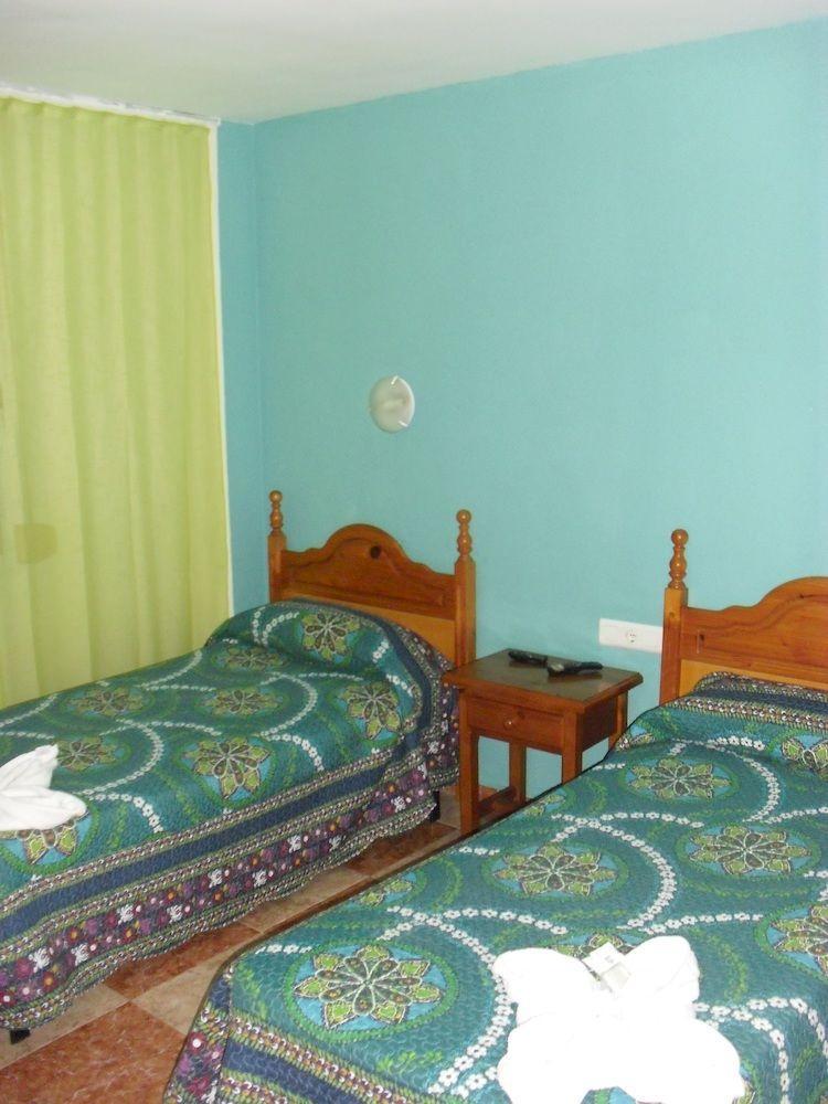 Virgen Del Rocio II Hotel Torremolinos Luaran gambar